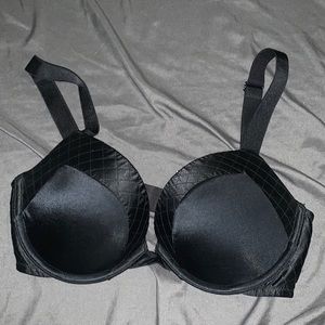 Victoria’s Secret bra